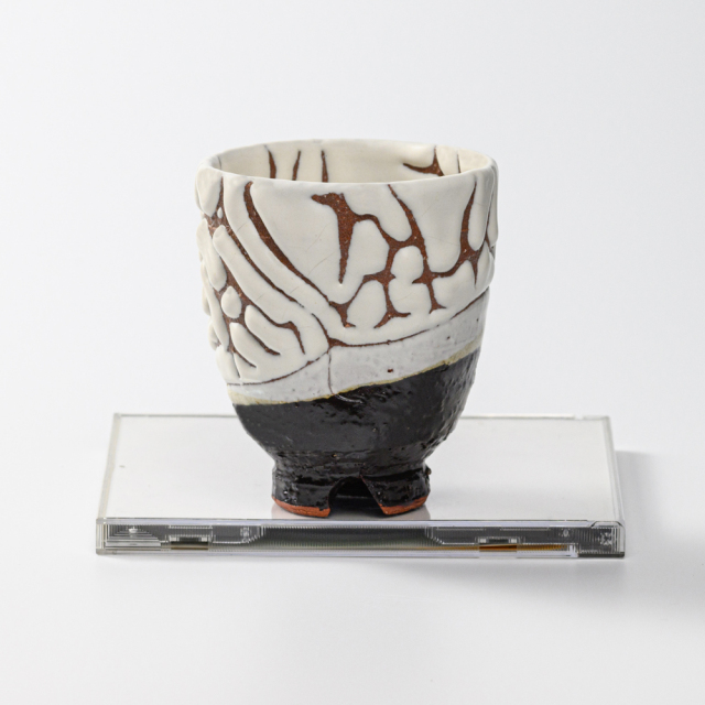 萩焼(伝統的工芸品)湯呑大掛分け(鬼白特＆黒釉)呉器ヘラメ