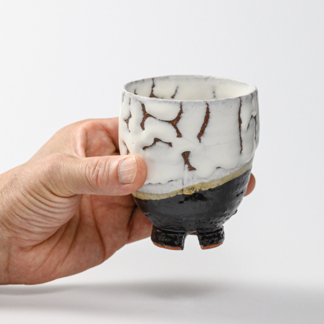 萩焼(伝統的工芸品)湯呑大掛分け(鬼白松＆黒釉)呉器ヘラメ
