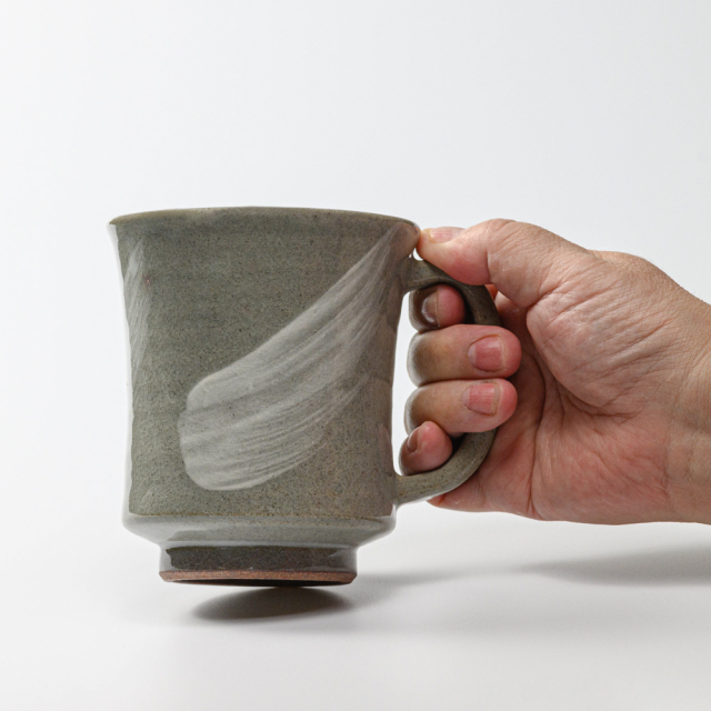 萩焼(伝統的工芸品)ビールジョッキ刷毛青端反No612