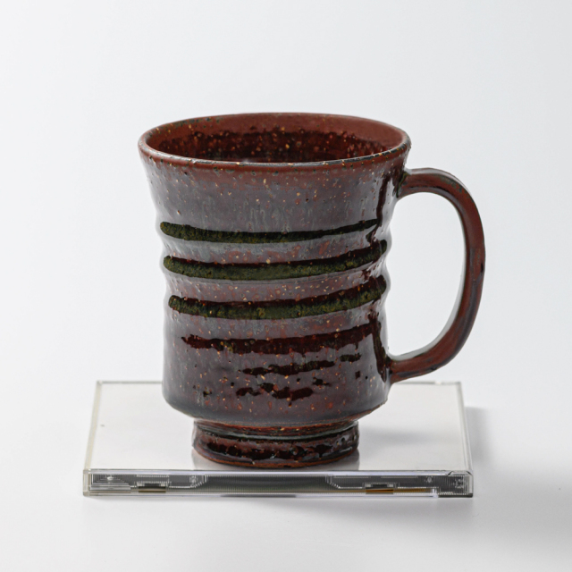 萩焼(伝統的工芸品)ビールジョッキ鉄赤釉荒端反No614