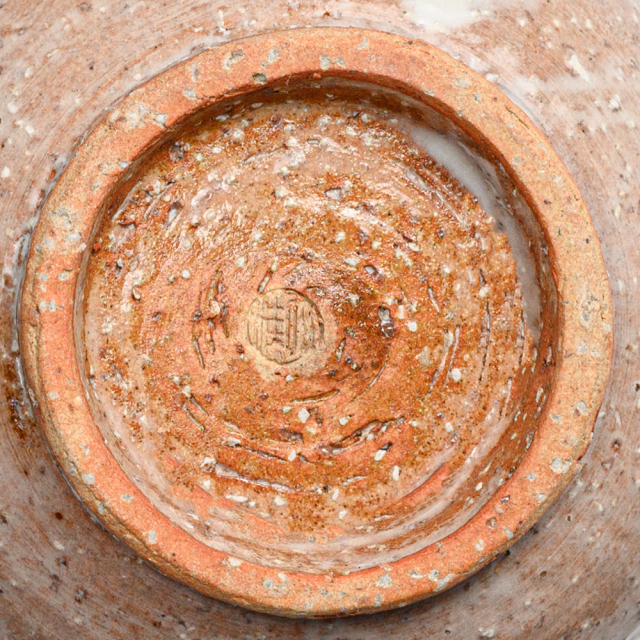 萩焼(伝統的工芸品)ポット白萩掛分け丸No625