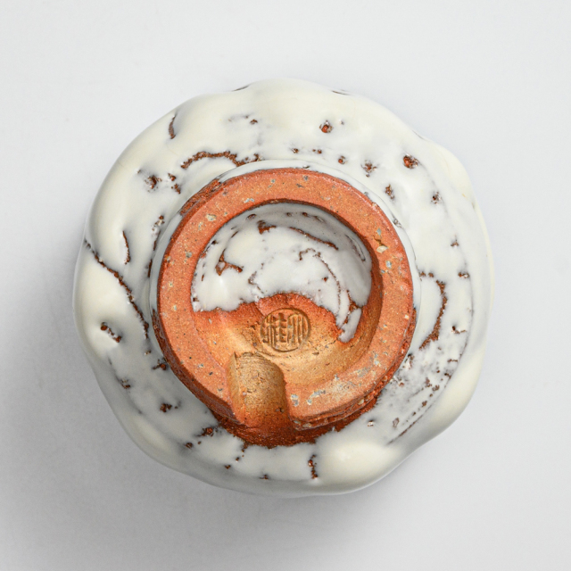 萩焼(伝統的工芸品)ぐい呑鬼白松胴締No819