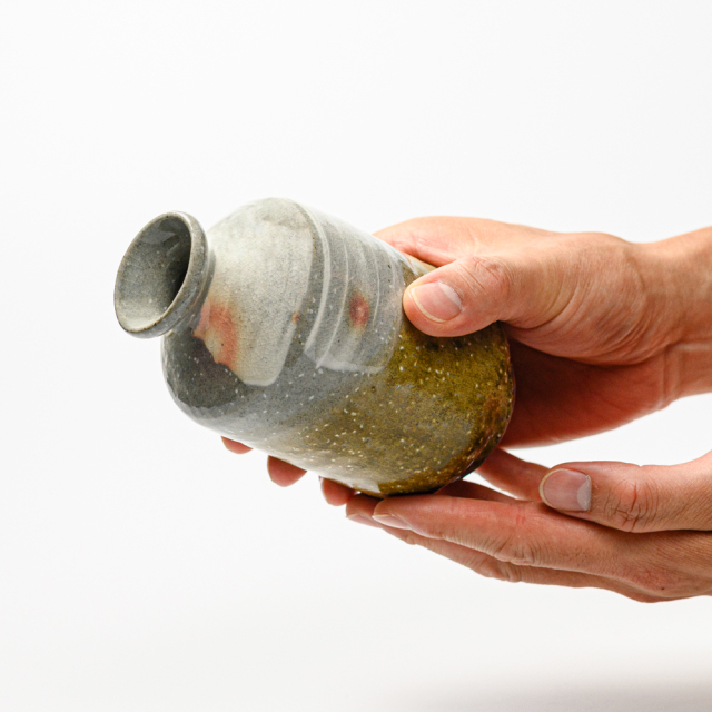 萩焼(伝統的工芸品)徳利掛分け(刷毛青＆緑釉)肩衝