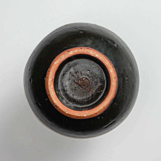 萩焼(伝統的工芸品)徳利掛分け(鬼白松＆黒釉)丸えくぼ