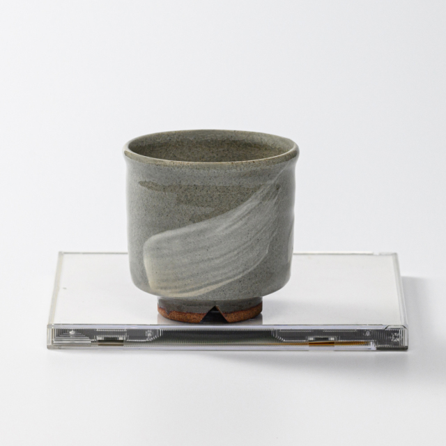 萩焼(伝統的工芸品)小湯呑刷毛青筒No94