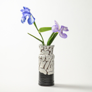 萩焼(伝統的工芸品)花入大掛分け(鬼白松&黒釉)砧No1465