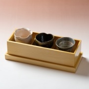 萩焼(伝統的工芸品)「萩彩和器」【彩季豆小鉢-く】(豆小鉢3個・塗り箱入り)