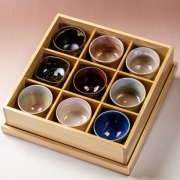 萩焼(伝統的工芸品)「萩彩和器」【ふみ御膳】(豆小鉢9個・塗り箱入り)