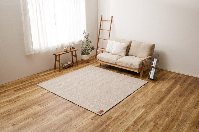 ヘリンボンラグ