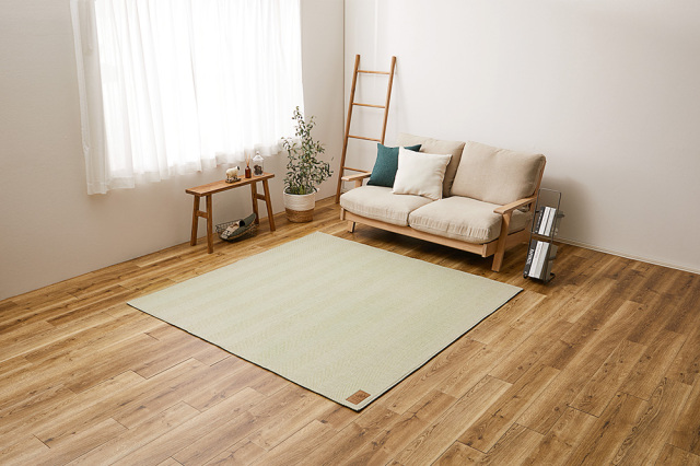 ヘリンボンラグ