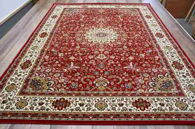 赤いウール花柄 絨毯 約170cm x 240cm 赤いウール花柄 絨毯 約170cm x