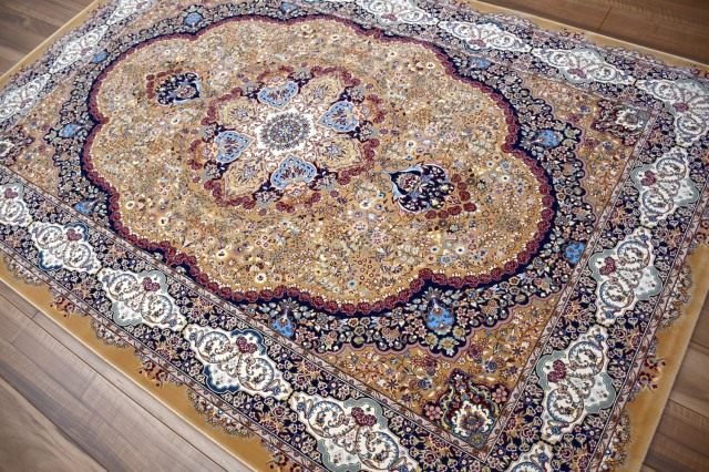 絨毯 3畳 0 250 ラグ ペルシャ絨毯 風 おしゃれ カーペット 丸巻き クラシック アンティーク 140万ノット じゅうたん ウィルトン ベージュ ネイビー 高級 おすすめ 通販 掃除 品名 Royal Tapis 1802 約3畳 0x250cm 北海道 絨毯 ラグ専門店 大漁カーペット