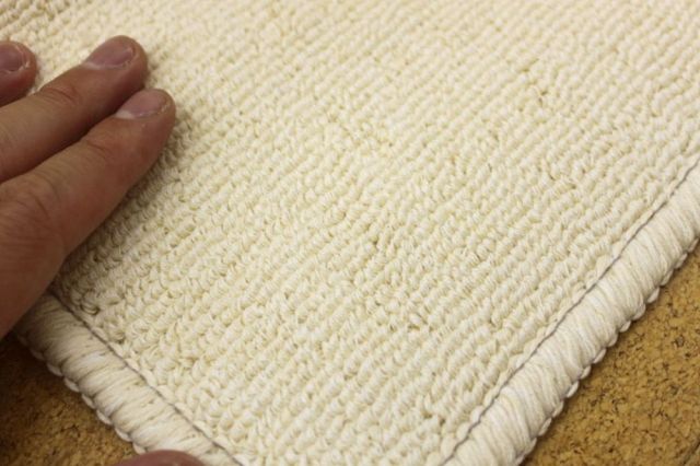 カーペット 8畳 白 コットン 綿 ホワイト 国産 アイボリー 天然素材 じゅうたん 絨毯 人気 8帖 ナチュラル シンプル 品名 マイコットン 江戸間８帖 352 352cm 北海道 絨毯 ラグ専門店 大漁カーペット