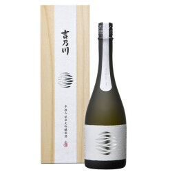 吉乃川 中汲み 純米大吟醸原酒 S9 720ml