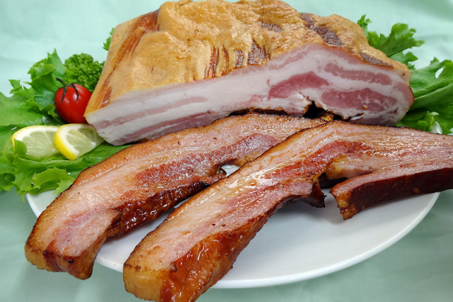 ベーコンブロック