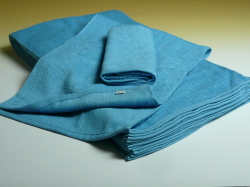 【泉州タオル】色落ちしにくいスレン染めブルーのしっかりしたタオル