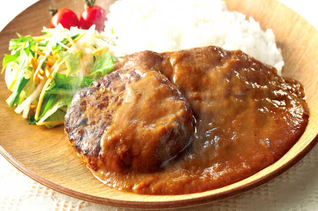 蔵王牛ハンバーグ煮込みカレー