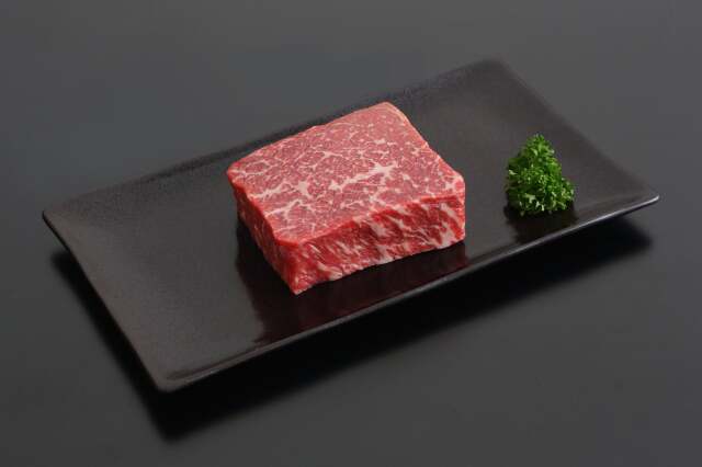 牛　モモブロック