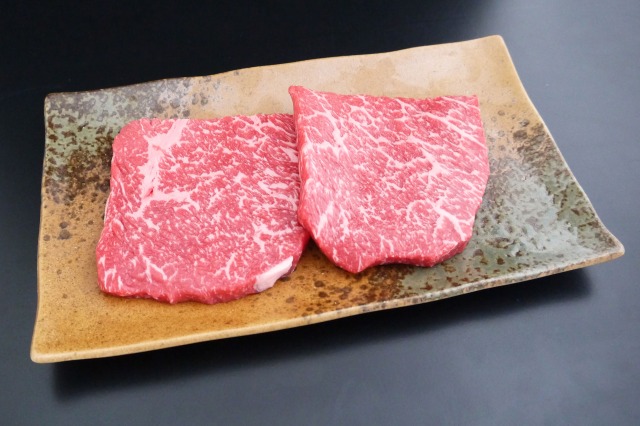 牛　内ももステーキ