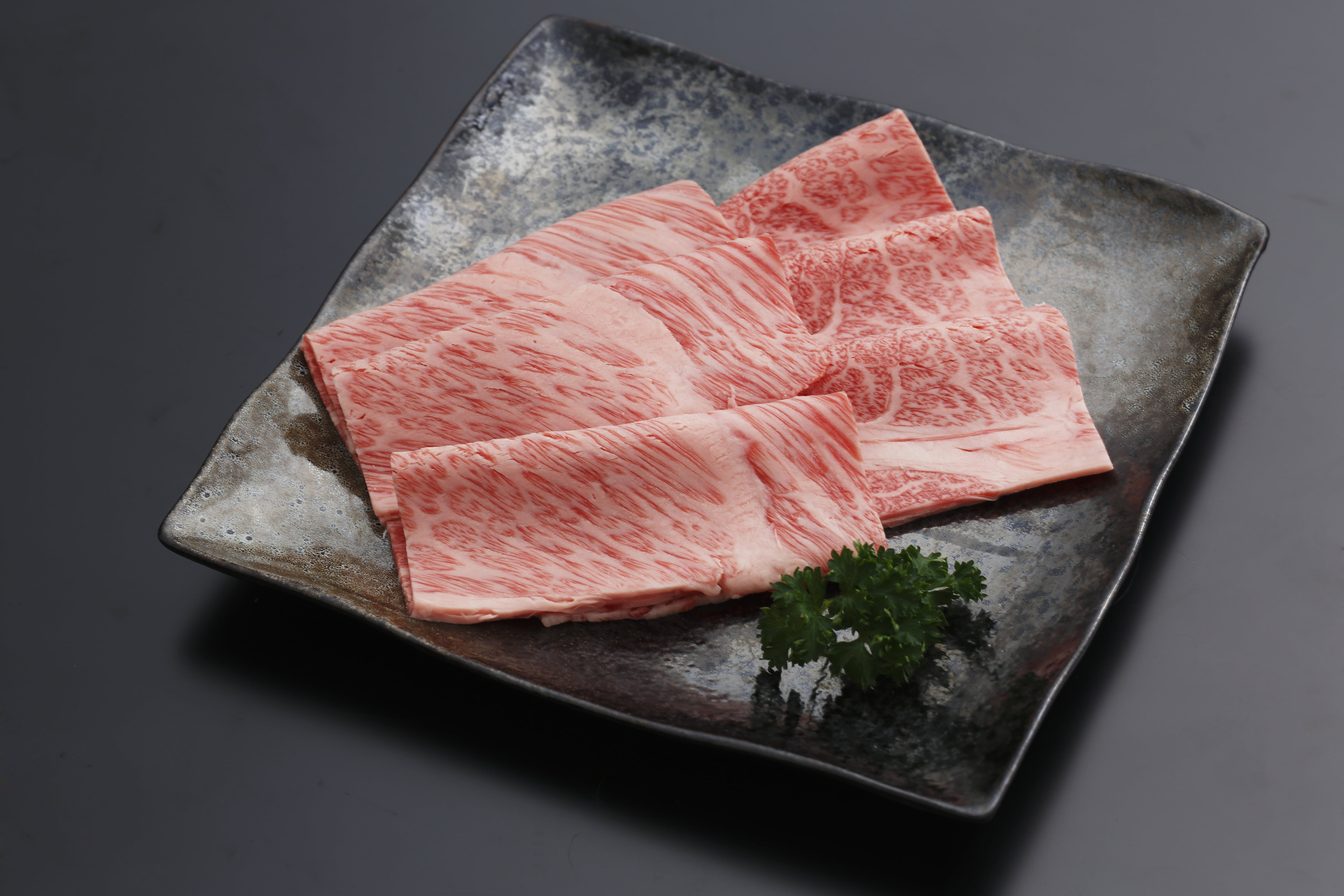 牛　肩ロースしゃぶしゃぶ