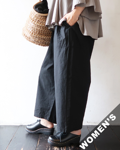 homspun ホームスパン バルキーシーチング厚手ギャザーパンツ BLACK