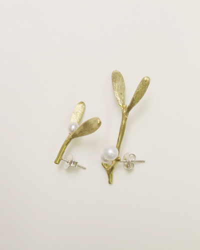 ASEEDONCLOUD - Mistletoe earrings アシードンクラウド ミスルトゥ ピアス