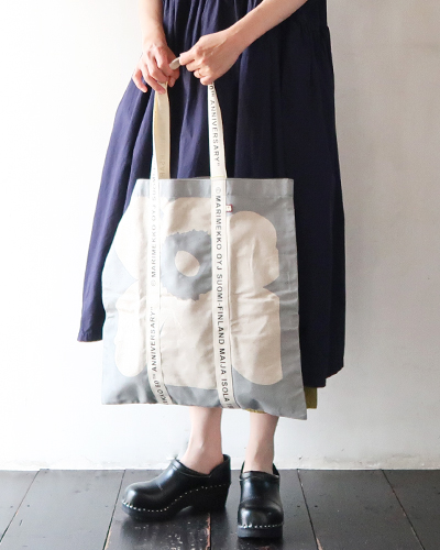 marimekko - Kioski Carrier Midi Unikko ファブリックバッグ