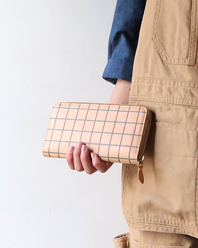 IL BISONTE イルビゾンテ ジップアラウンドロングウォレット プレイド