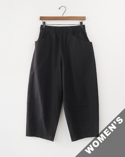 evam eva - cotton cropped pants - 90 BLACK エヴァムエヴァ コットン クロップドパンツ