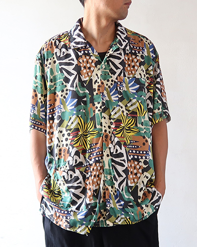 Engineered Garments キャンプシャツ アフガンプリントM Engineered Garments キャンプシャツ アフガンプリントM - メルカリ