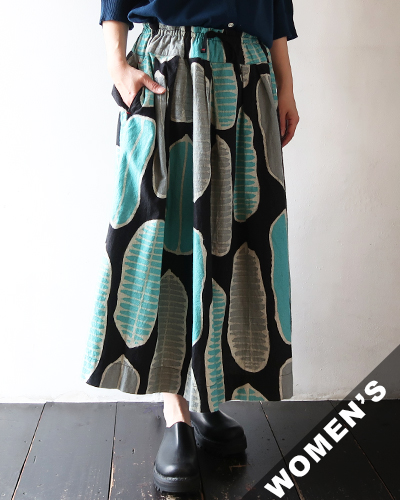 TIGRE BROCANTE ティグルブロカンテ ナンゴクノハBatik ポケットフィセルロングスカート