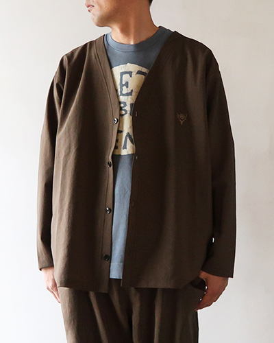 South2 West8 - V-NECK Cardigan - Poly Oxford - BROWN サウス2