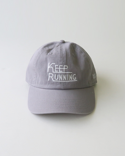 THE DAY ON THE BEACH - Washed twill cap "KEEP RUNNING" ザデイオンザビーチ ウォッシュド ツイル キャップ