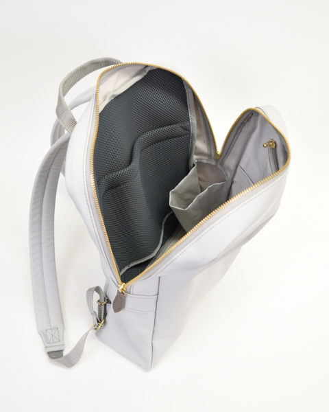 Neutral Gray・ジェーンII - PCリュック美品 Neutral Gray・ジェーンII - PC RUCK SACK