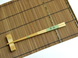 3点セット　竹箸と箸置きと竹マットセット