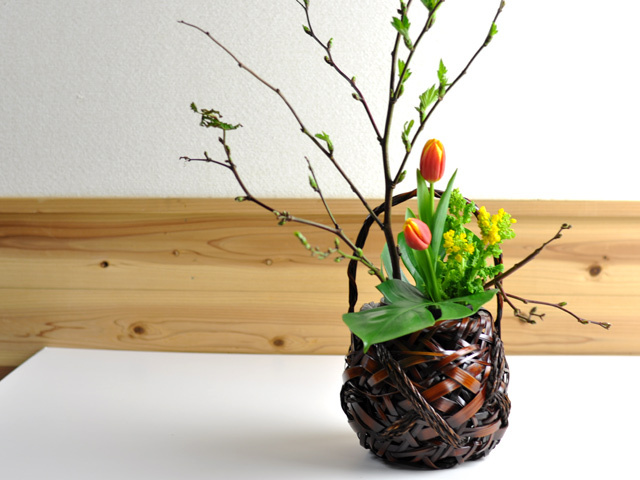 送料無料　時代物　乾山作 竹形掛け花入れ　花器活け花　華道具 花籠 荒縄掛け/インテリア/花入れ/華道具/花器/竹/国産/日本製