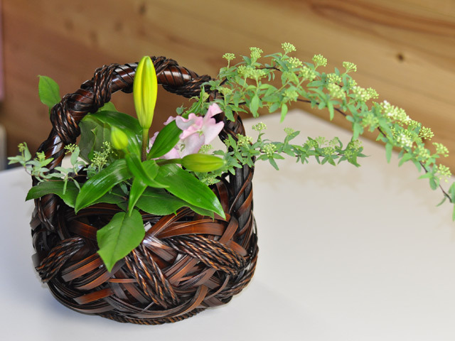 花籠 荒縄掛け インテリア 花入れ 華道具 花器 竹 国産 日本製 竹かご通販 竹工房オンセ