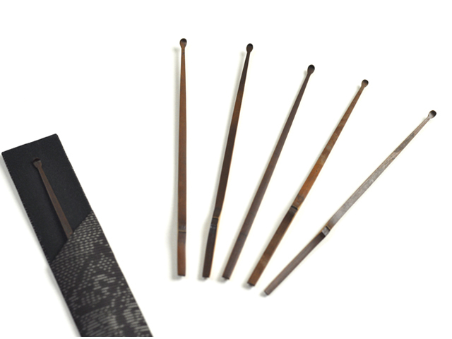 中嶋 耳かき 本煤竹の耳かき ※本場大島紬のケース付き/耳掻き/Ear pick/竹/職人