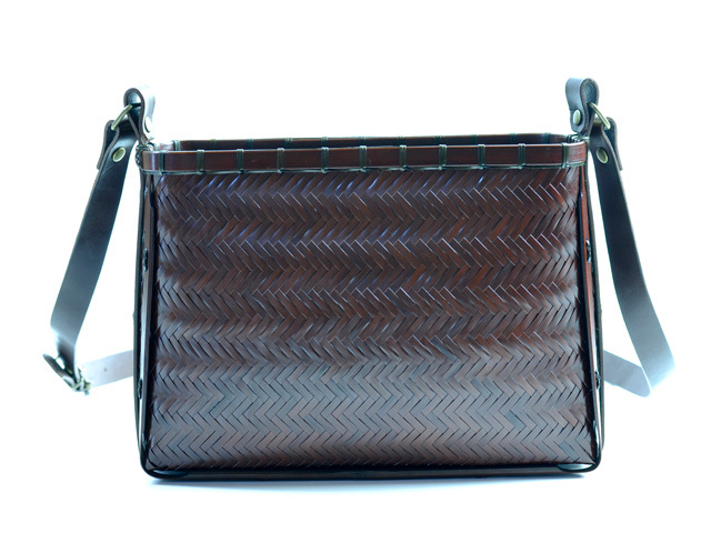 網代編みバッグ ショルダーバッグ/cross body bag/ポシェット/竹かご  