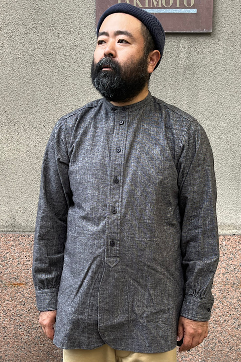 コールマイナーシャツ