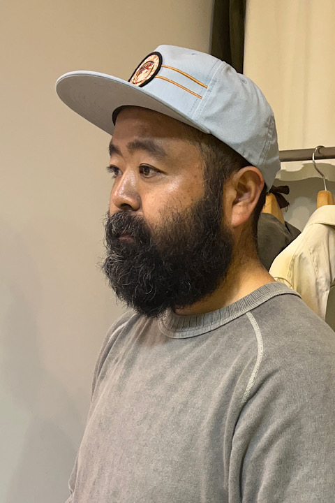 トラッカーキャップブルー