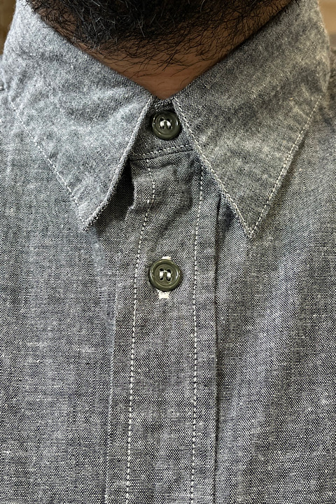 USネイビーシャツ