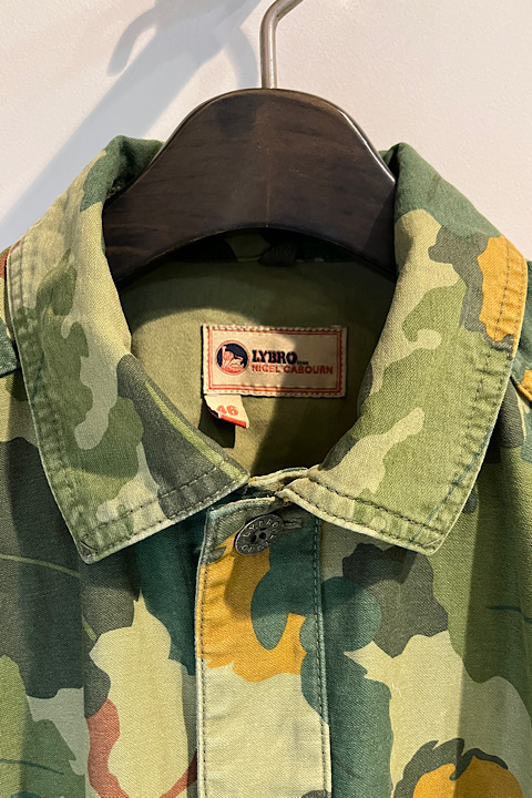 ユーティリティオーバーシャツ