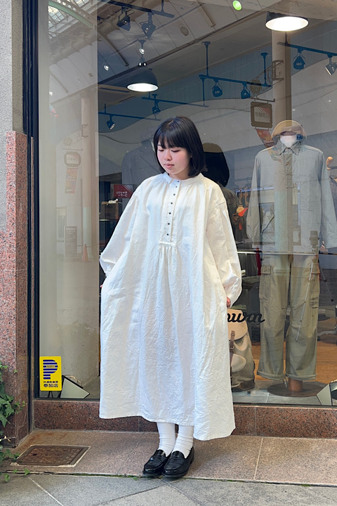 アティックドレス