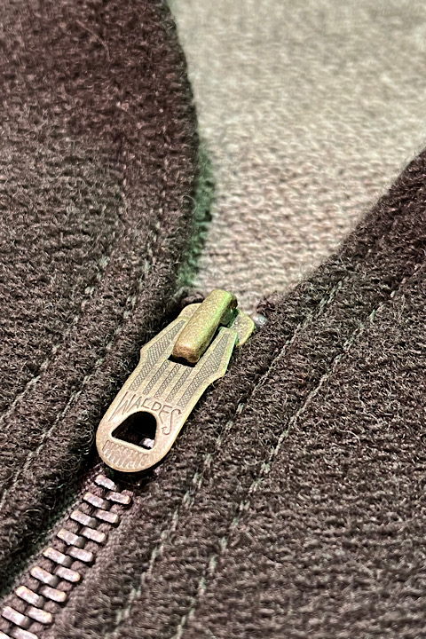 ジャカードベスト