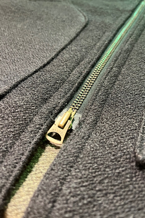 ウェィティングコート