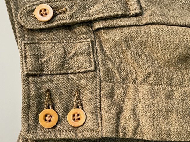 ブリティッシュアーミーパンツ