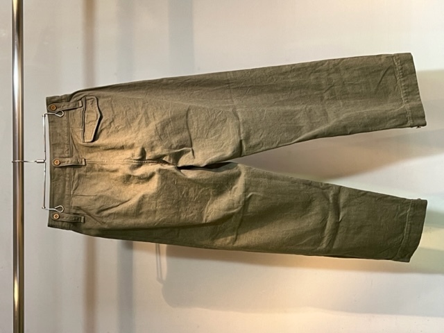 ブリティッシュアーミーパンツ