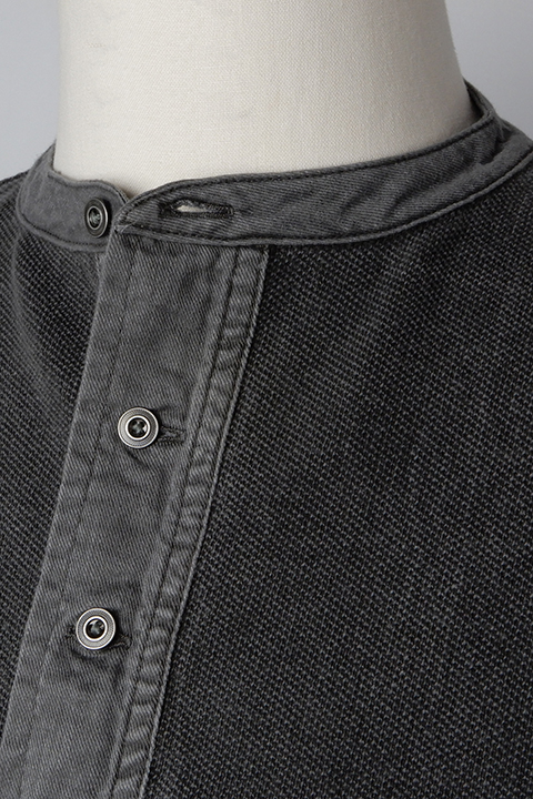 ナイジェルケーボン〉スウェディッシュヘンリーネックシャツ48