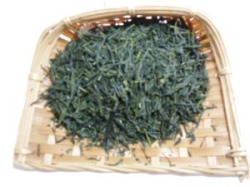 最高級手摘み茶100g袋　旨味と滋味のバランスのとれた煎茶
